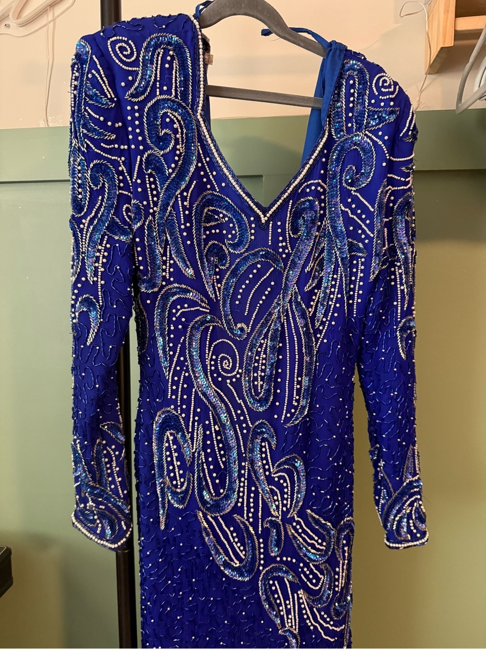 Stenay Royal Blue Beaded Long Sleeve Evening Dress